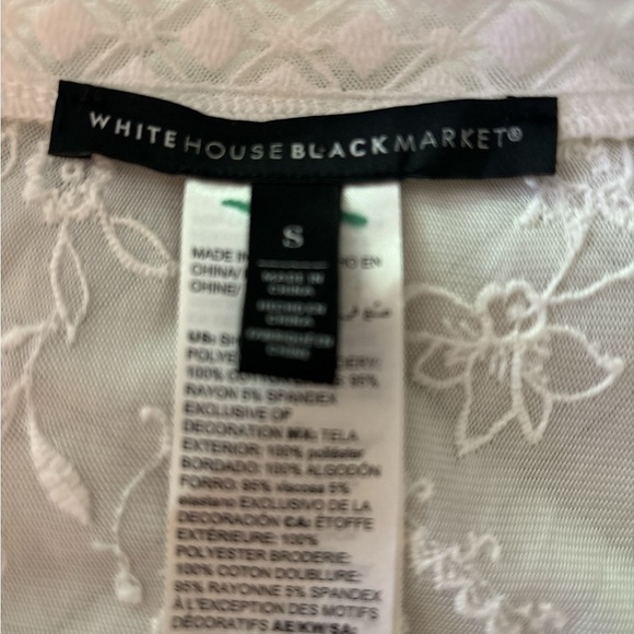 WHITE HOUSE BLACK MARKET blouse, lacy  and embroidered and sewn in cami.  Flowy. - Picture 6 of 8